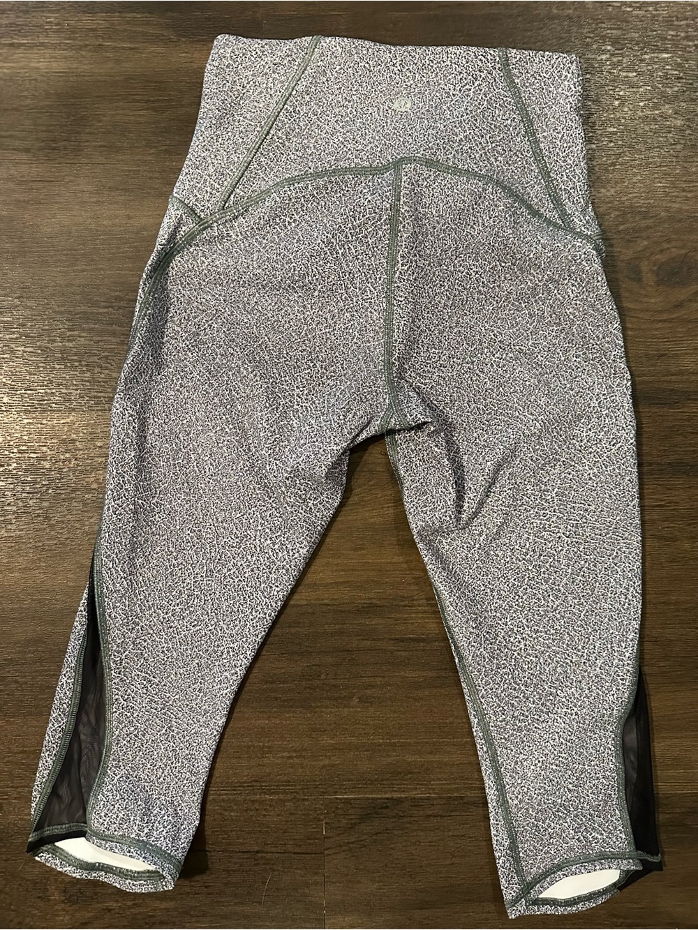 lululemon athletica High-Rise Capri Leggings in Light Gray Speckle